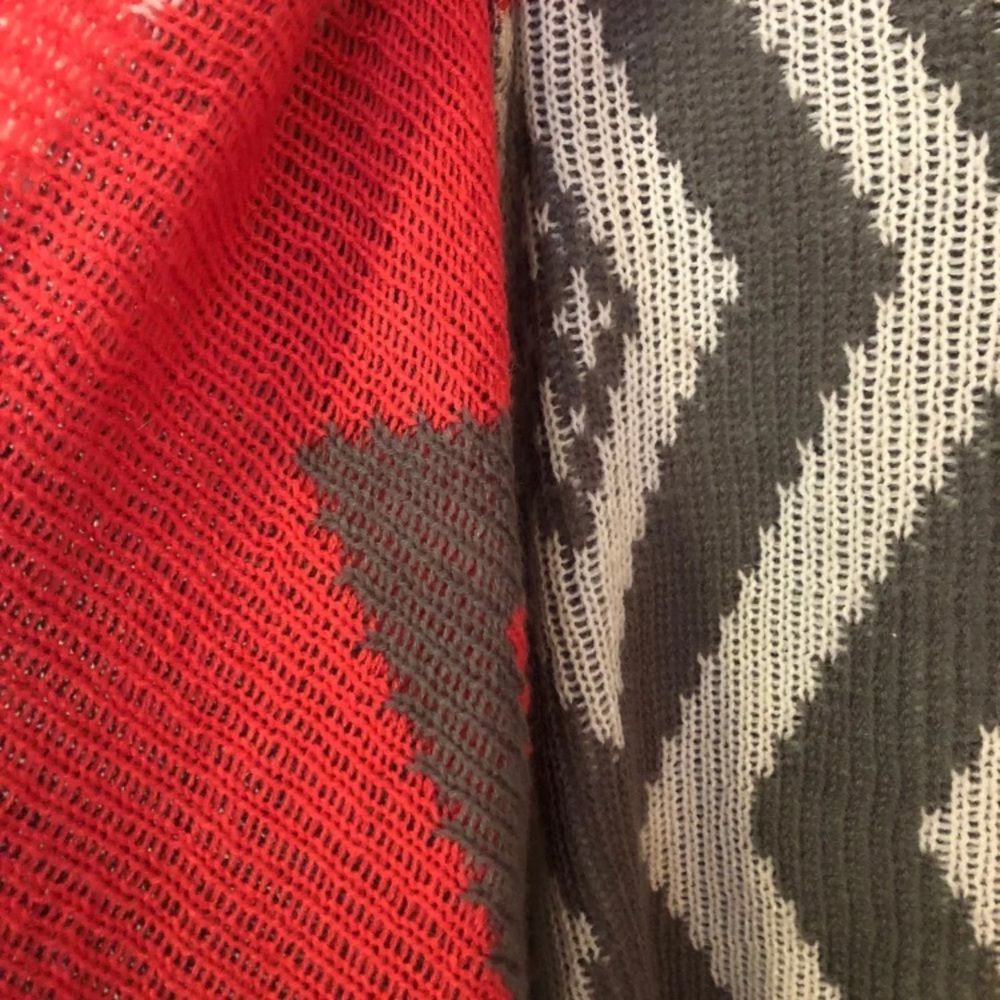 Deb Cardigan - Picture 2 of 4